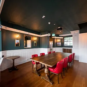Innkeeper's London, Greenwich